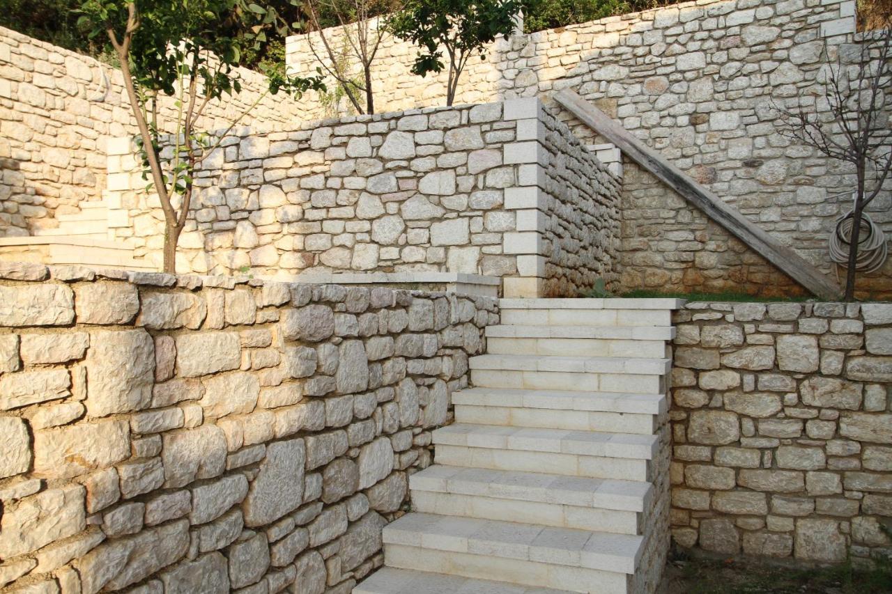 키파리씨아 Kiparissia Castle & Sea View 빌라 외부 사진