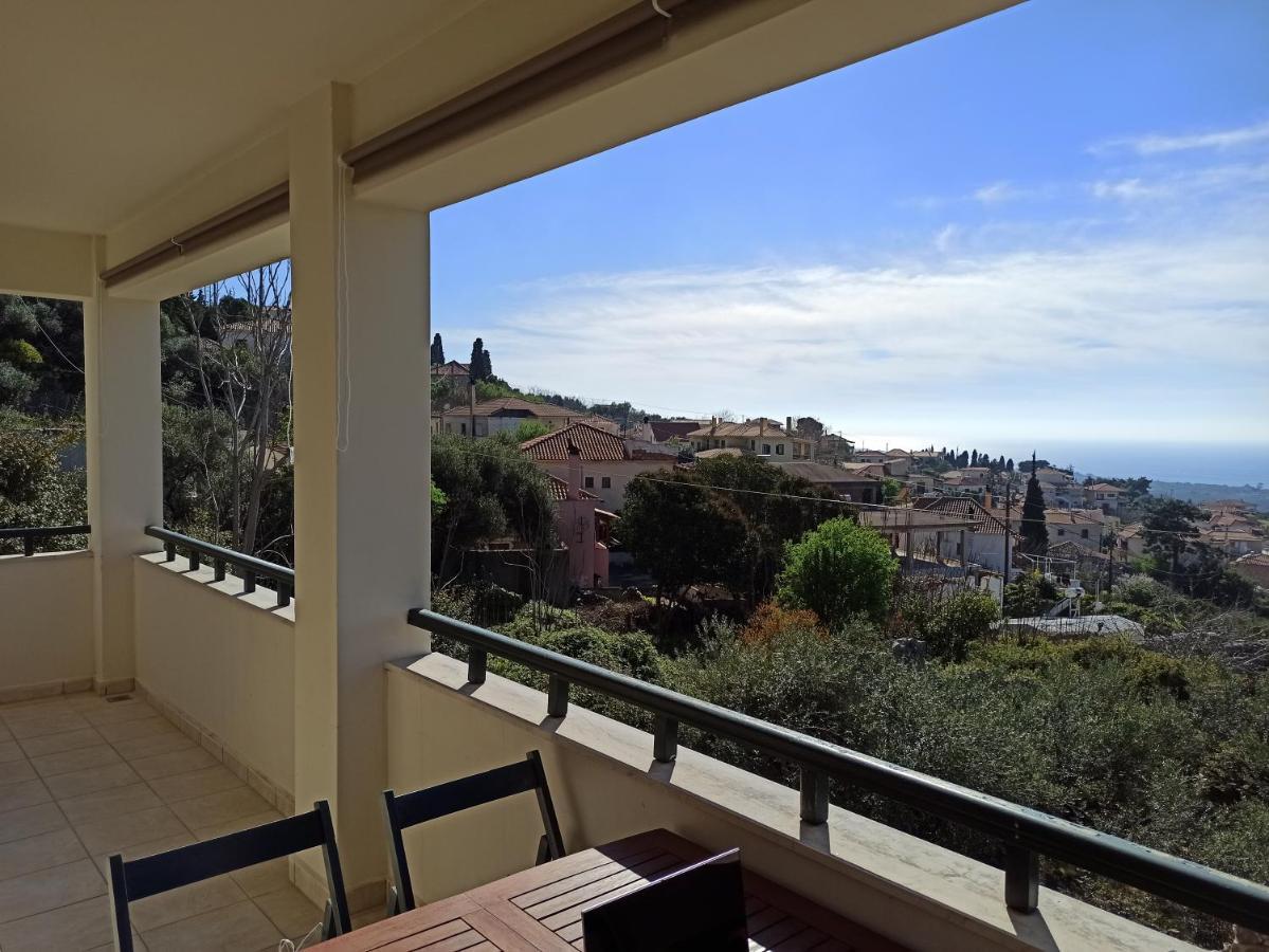 키파리씨아 Kiparissia Castle & Sea View 빌라 외부 사진